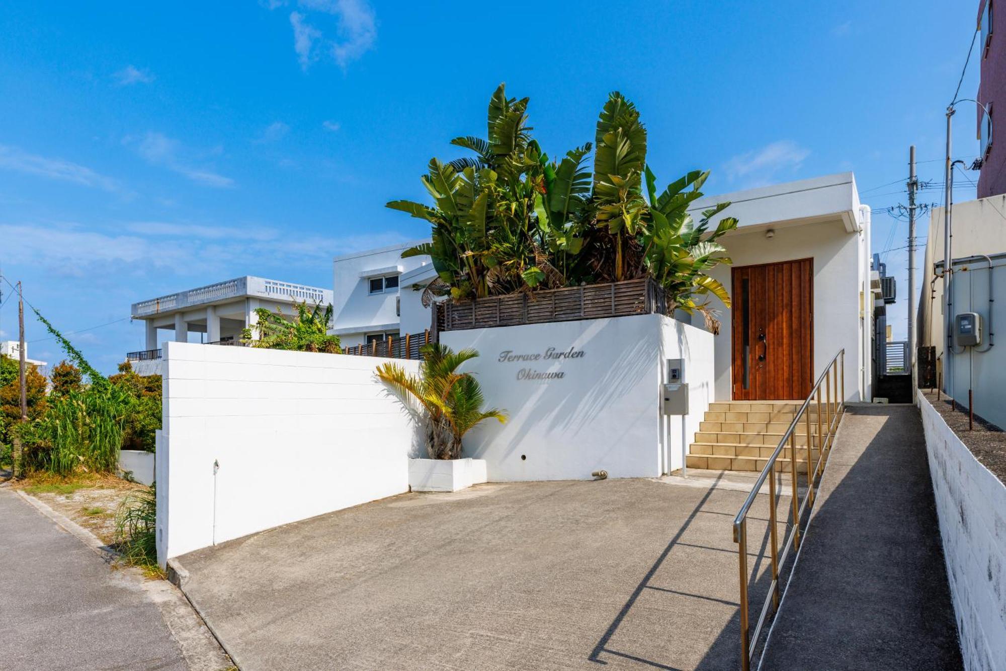 Villa Terrace Garden Okinawa Onna Exterior foto